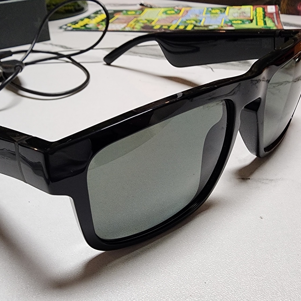 Bose Stylish Black Audio Sunglasses